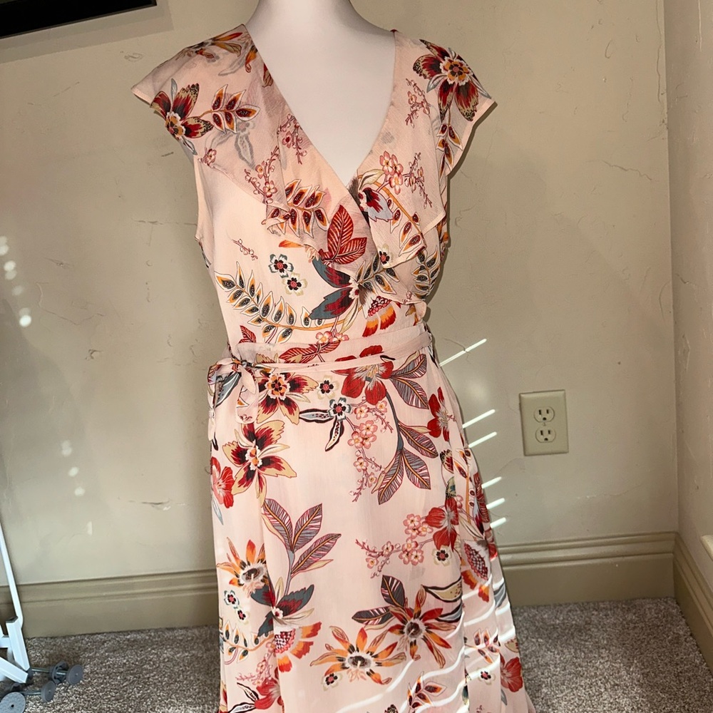 Floral Wrap Dress in Cream and Red Size 12